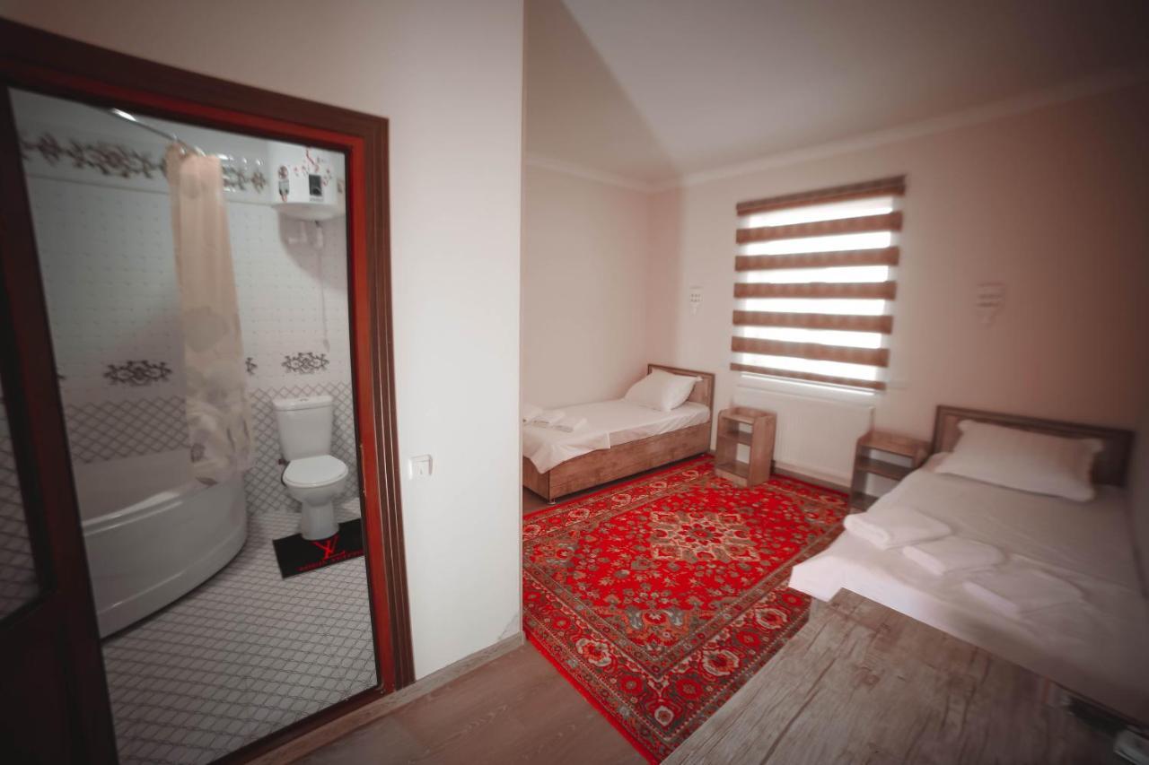 Oqilanur Guest House ヒヴァ エクステリア 写真