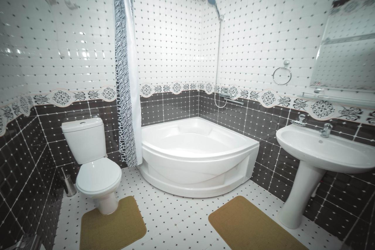 Oqilanur Guest House ヒヴァ エクステリア 写真
