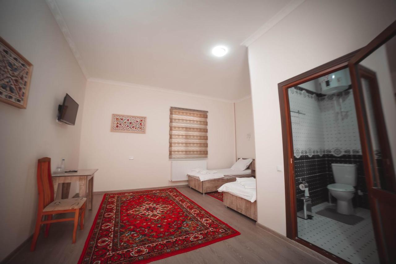 Oqilanur Guest House ヒヴァ エクステリア 写真