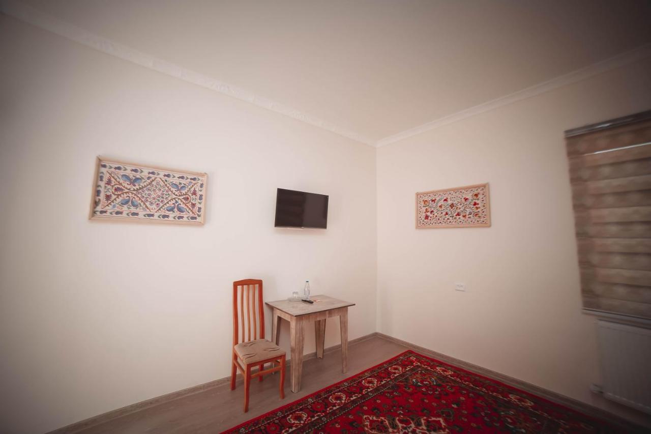 Oqilanur Guest House ヒヴァ エクステリア 写真